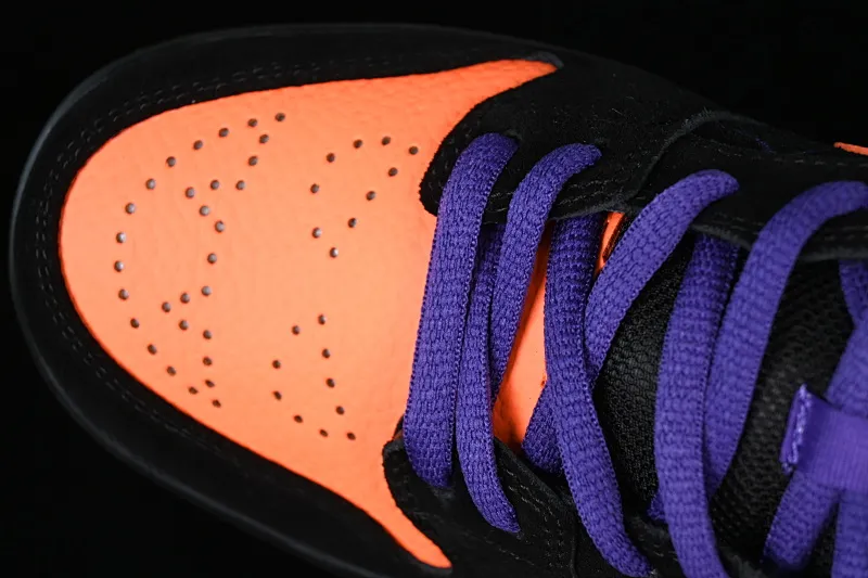All categories Nk SB Dunk series Nk SB Dunk Low low-top skate shoes Nk SB Dunk Low Night of Mischief Halloween theme low-top skate shoes BQ6817-006